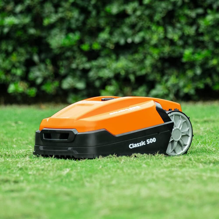 YARD FORCE Mähroboter Classic 500B bis zu 500 qm -- Selbstfahrender Rasenmäher Roboter mit Bluetooth