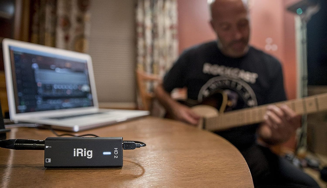 IK Multimedia iRig HD 2 - Schnittstelle für Gitarre, 96 kHz mit 24-Bit-A / D-Umwandlung, überragende