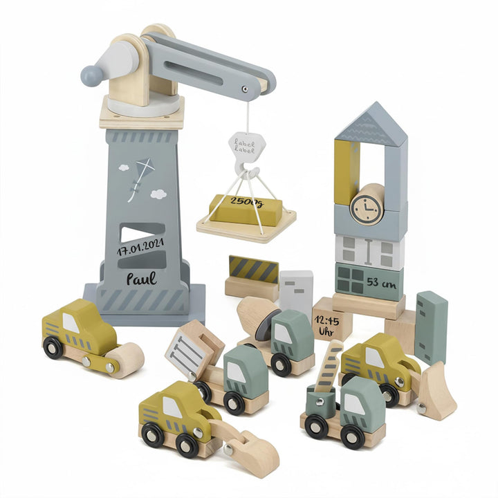 Personalisierbares Holz-Baustellen-Set – Fahrzeuge & Zubehör für Rollenspiele – für Kinder ab 3 Jahr