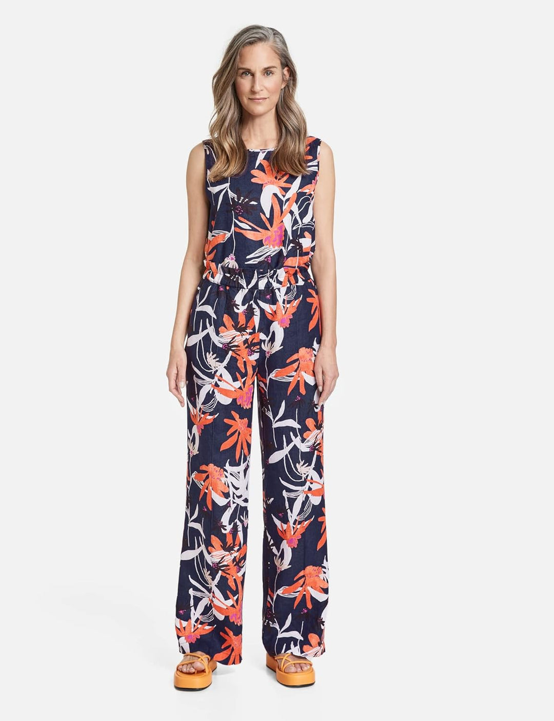 Gerry Weber Damen Gemusterte Leinenhose mit weitem Bein floral, Gemustert reguläre Länge 46 Blau/Rot