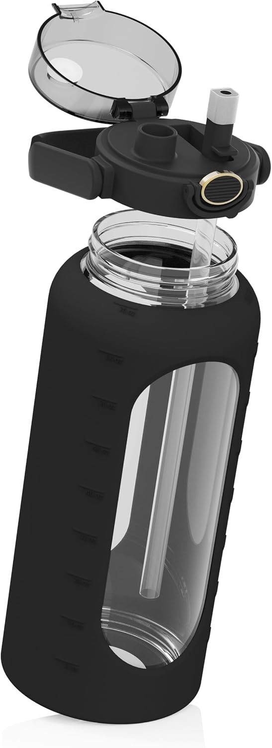 spottle Glasflasche 2 Liter - Trinkflasche 2L Glas mit Strohhalm - Grosse Wasserflasche mit Schutzhü