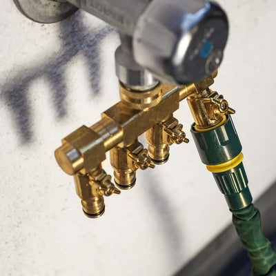 UPP Wasserverteiler 4-Wege I Für 1/2" & 3/4" Wasserhahn-Anschluss mit Steckkupplung I 4-Fach-Verteil