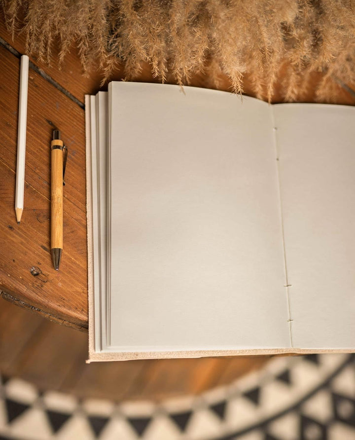 Gusti Leder nature Buch Notizblock Tagebuch Skizzenbuch Kladde Traditionell Gross Lederaccessoire Fo
