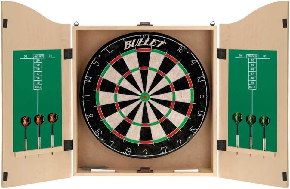 Bullet Dartschrank aus Holz - Board aus Borsten-Sisal - 6-27x Steeldarts - mit Scoreboard im Inneren