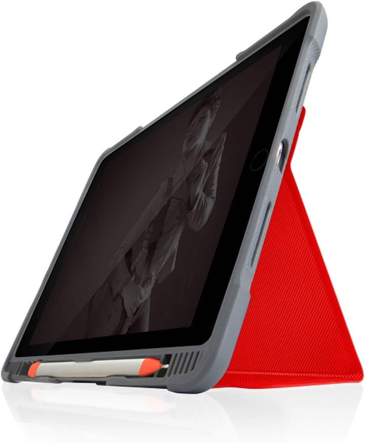 STM Bags Dux Plus DUO Case für Apple iPad 10,2" (2019 &amp; 2020) - rot/transparent [Militär Standard I