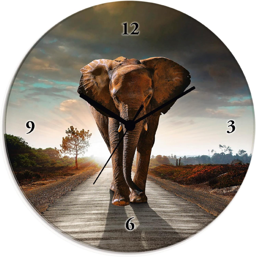 ARTLAND Wanduhr ohne Tickgeräusche Glas Quarzuhr Ø 30 cm Rund Lautlos Elefant auf Strasse Elefant Qu
