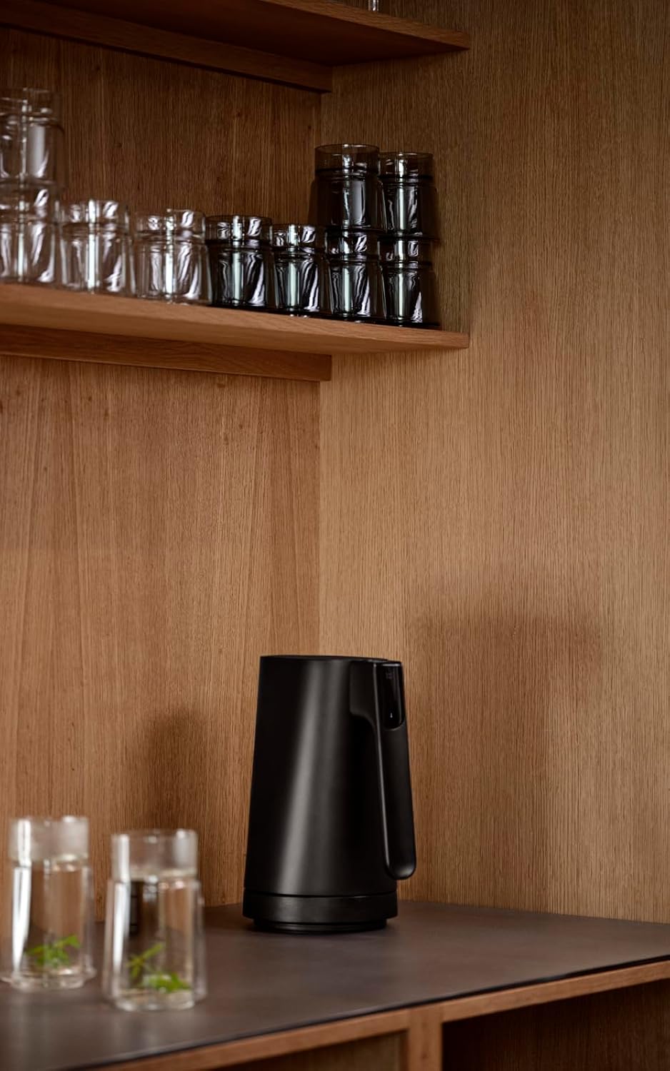 Jacob Jensen Elektrischer Wasserkocher mit Temperatureinstellung von 70°C bis 100°C, Warmhaltefunkti