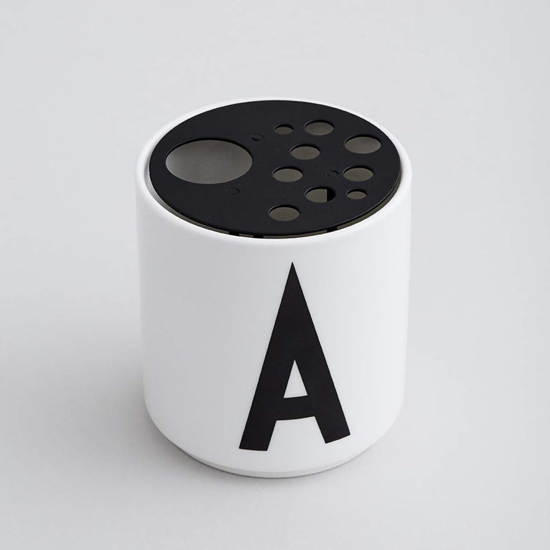 Design Letters Blumenhaltereinsatz für Porzellantasse & Lieblingsbecher (Schwarz) - Lackierter Stahl
