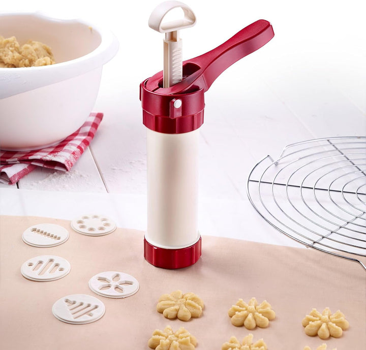 Westmark Gebäckpresse/Dekorierspritze, mit 6 Formscheiben und 6 Formtüllen, Füllmenge: 225 ml, Kunst