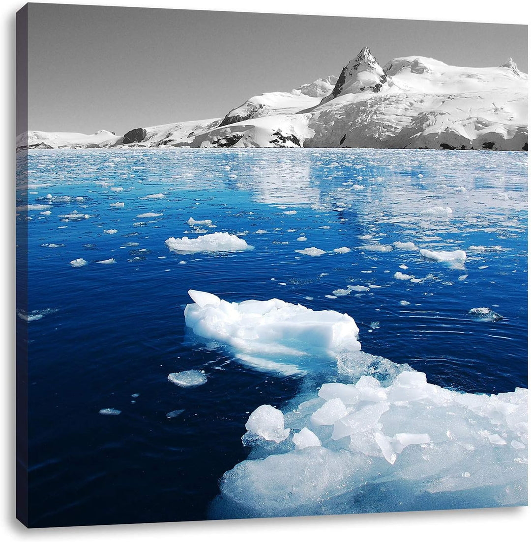 Pixxprint Eisbrocken im blauen Meer der Arktis schwarz/weiss, Format: 70x70 auf Leinwand, 70x70