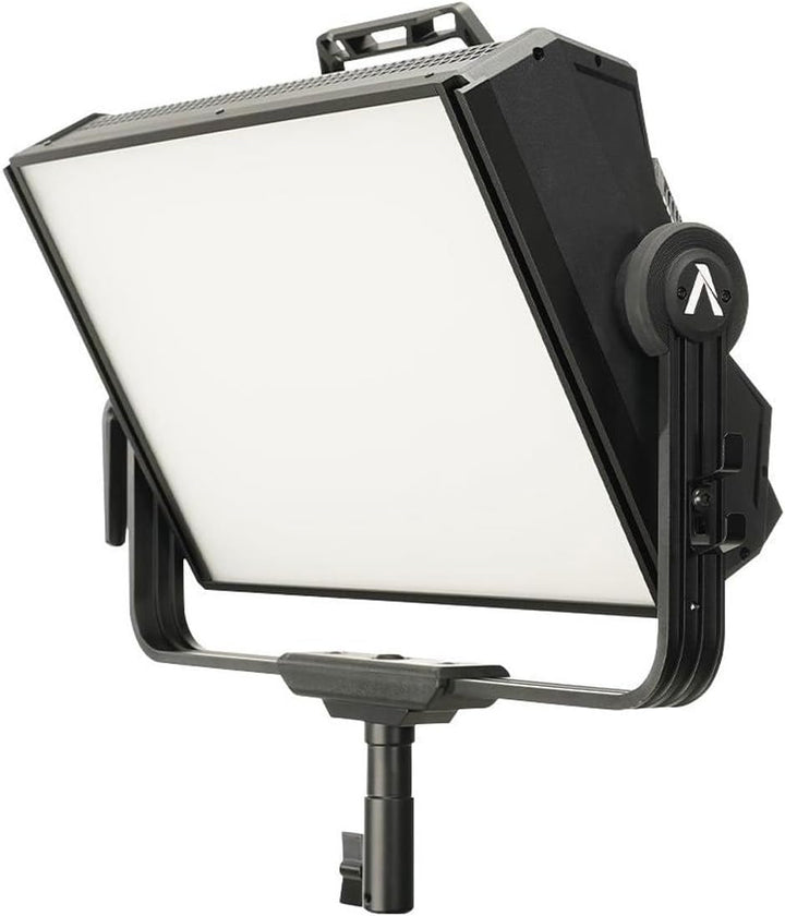 Aputure Nova P300c