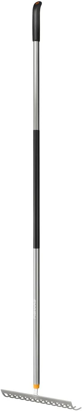 Fiskars Rechen mit 14 Zinken, Ergonomic, Länge: 154 cm, Breite: 30 cm, Gehärtete Borstahlzinken/Alum