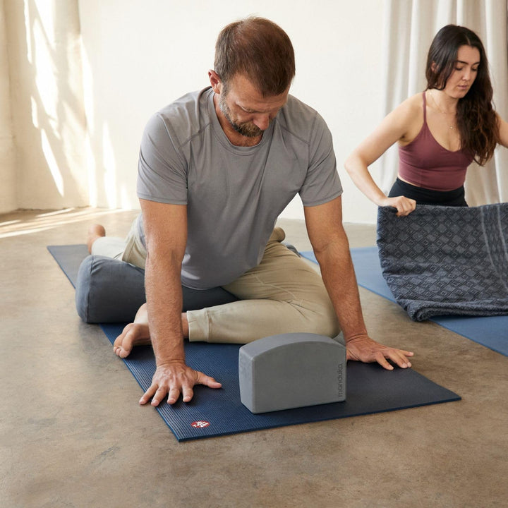 Manduka Enlight Rund-Bolster, Magic Rectangular Thunder, Rectangular Thunder