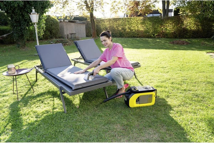 Kärcher SE 3-18 Compact Akku-Waschsauger (Integrierter Sprühschlauch, extra Wasch- und Fugendüse zur