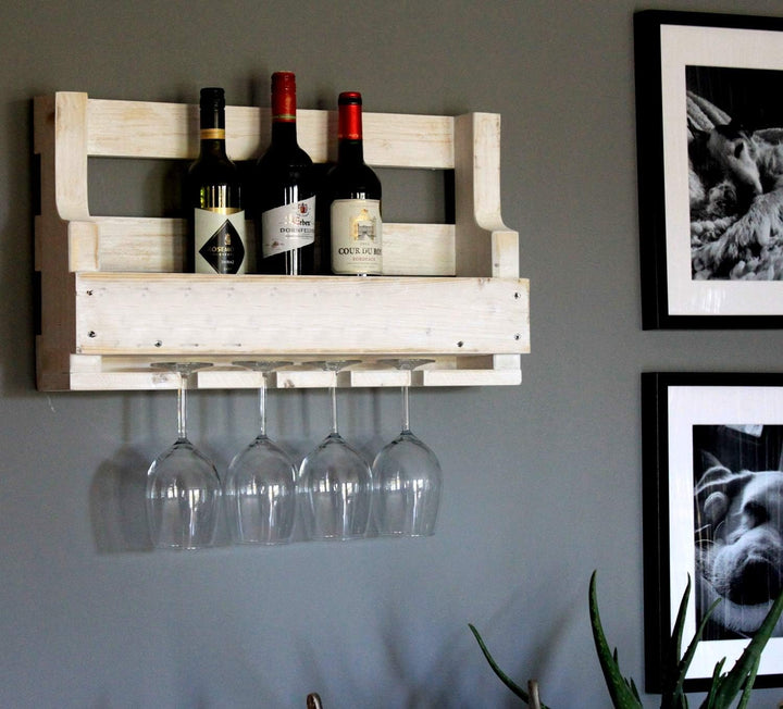 Dekorie Hochwertiges Weinregal aus Holz für die Wand - mit Gläserhalter - Weiss - fertig montiert -