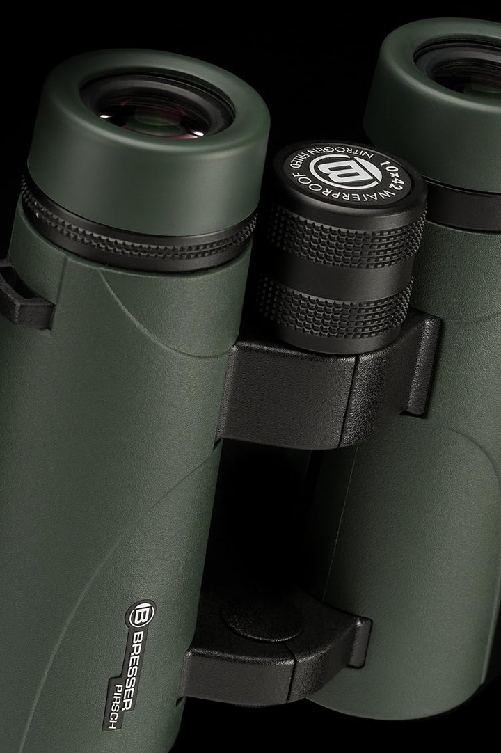 Bresser Fernglas Pirsch 10x42 mit hochwertiger Phasenvergütung und Schutzgasfüllung, wasserdicht, 10