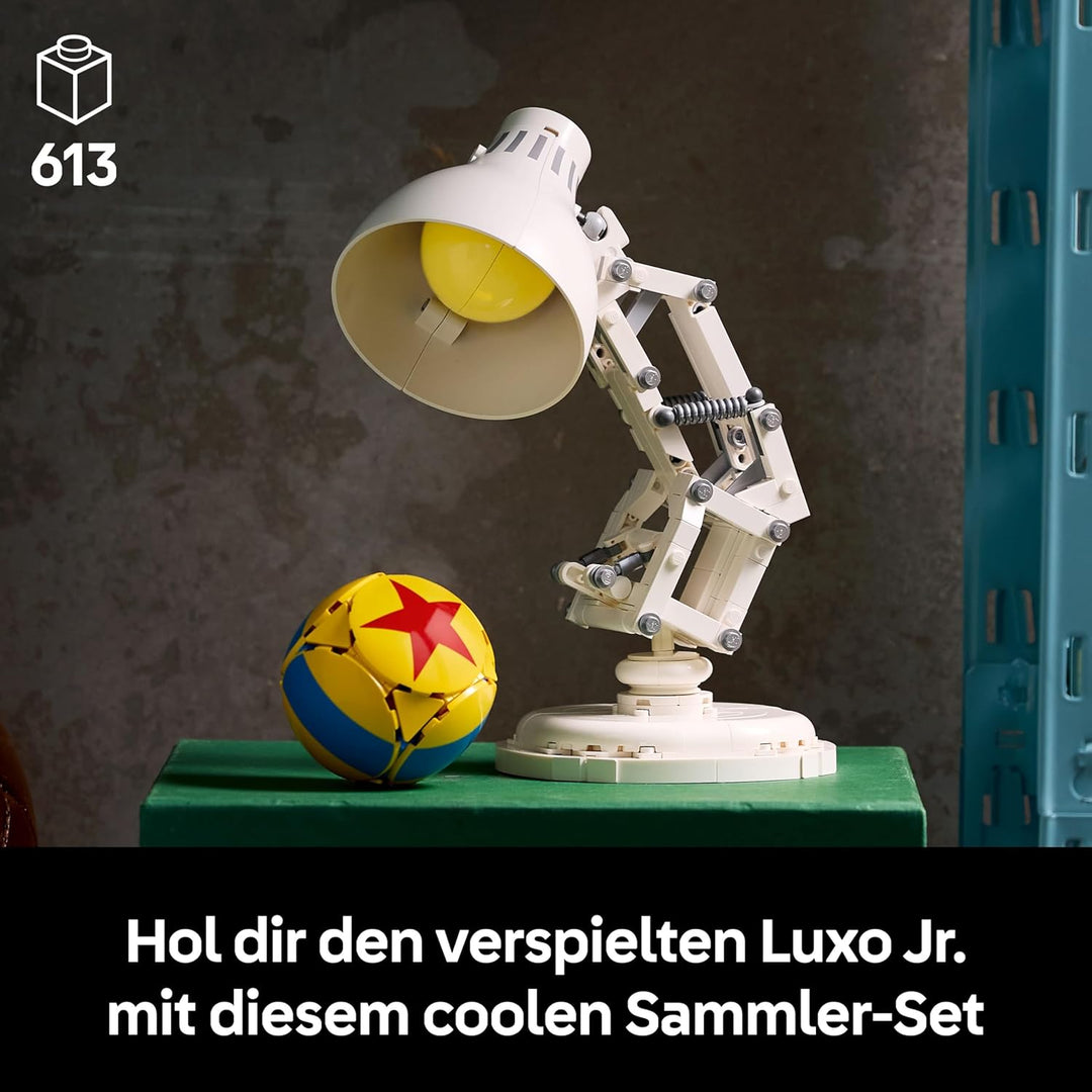 LEGO Ideas | Disney Pixar Set - Spielset mit Schreibtischlampe zum Bauen - Spielzeug für Erwachsene