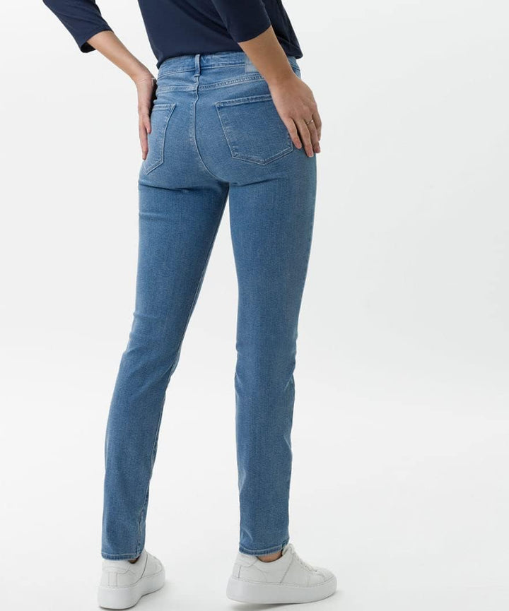 BRAX Damen Style Shakira Free to Move Jeans 26W / 30L Used Light Blue, 26W / 30L Used Light Blue