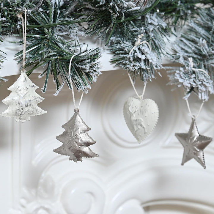 Valery Madelyn Metallanhänger mit Weihnachtsglocken 24er Set 5cm Weihnachtsanhänger Herz Stern Baum