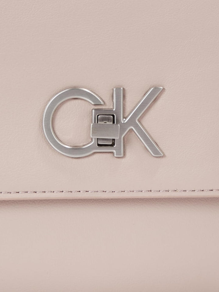 Calvin Klein Damen Tasche Re-Lock Crossbody Klein, Grau (Shadow Gray), Onesize
