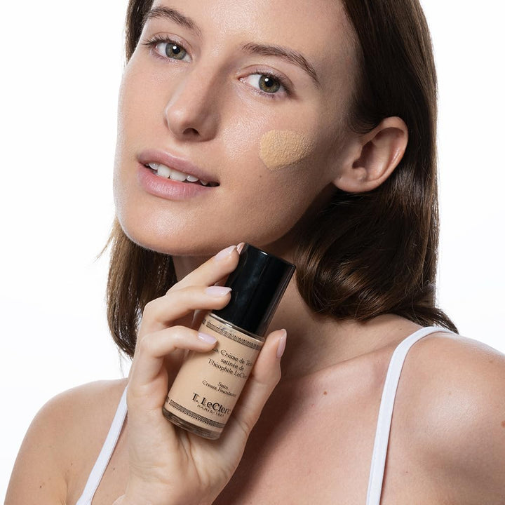 T. LeClerc Teintflüssigkeit, puderig, 03 Sandbeige, matt, vegan, dermatologisch getestet Matter Sand