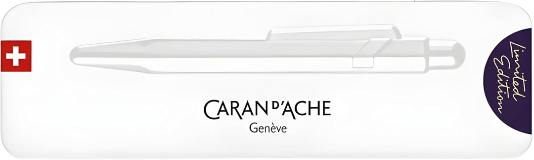 Caran D'Ache 849 Kugelschreiber in der Farbe Dunkelviolett mit Slimpack, Limitierte Edition, NN0849.