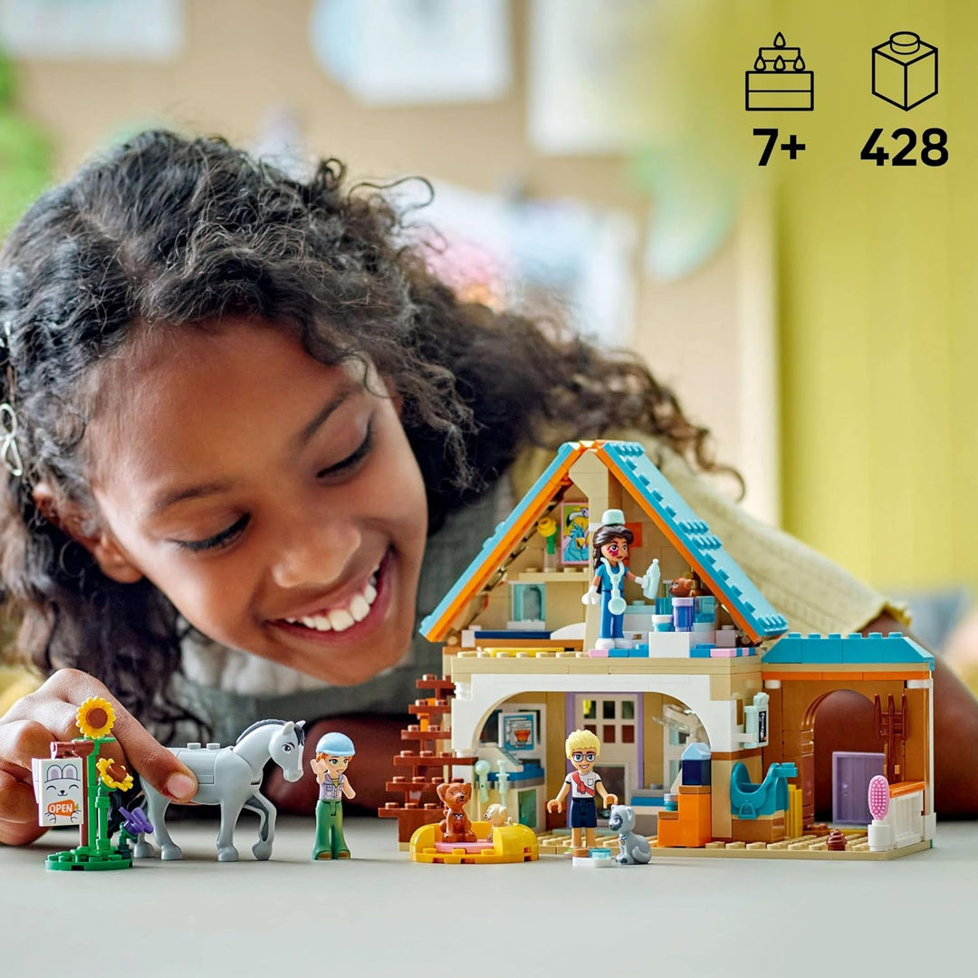 LEGO Friends Tierarztpraxis für Pferde und Haustiere, BAU- und Spielset für fantasievolle Rollenspie