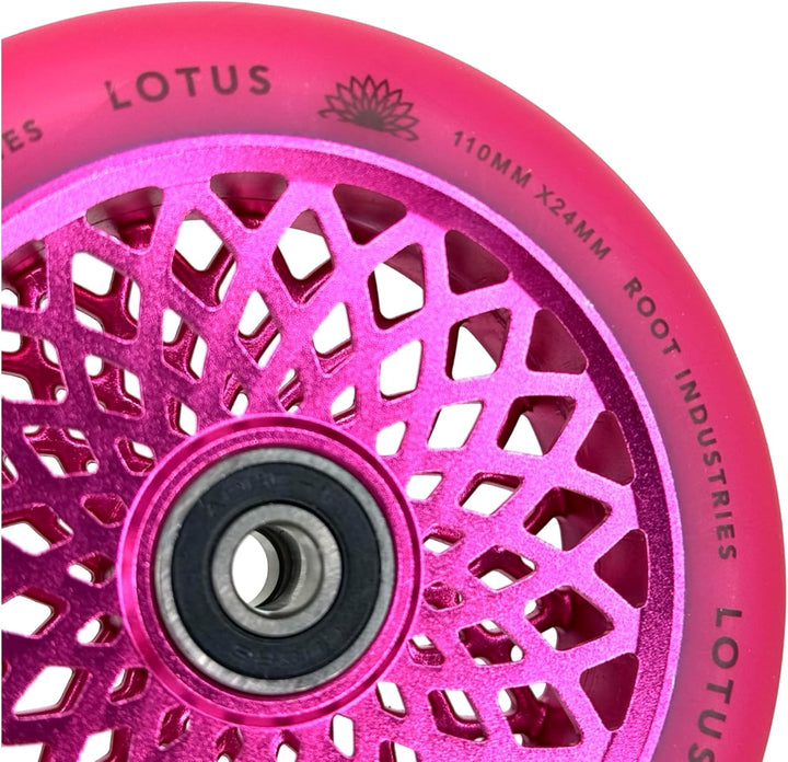 Root Industries Lotus Stunt-Scooter Rolle 110mm + Fantic26 Sticker (Radiant Pink/Pu Pink), Radiant P