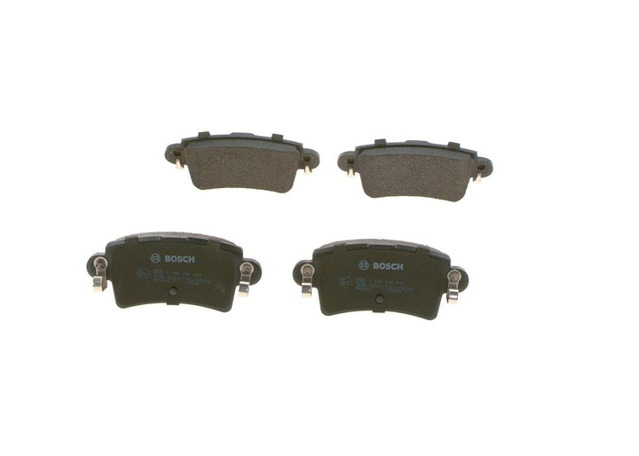 Bosch BP391 Bremsbeläge - Hinterachse - ECE-R90 Zertifizierung - vier Bremsbeläge pro Set