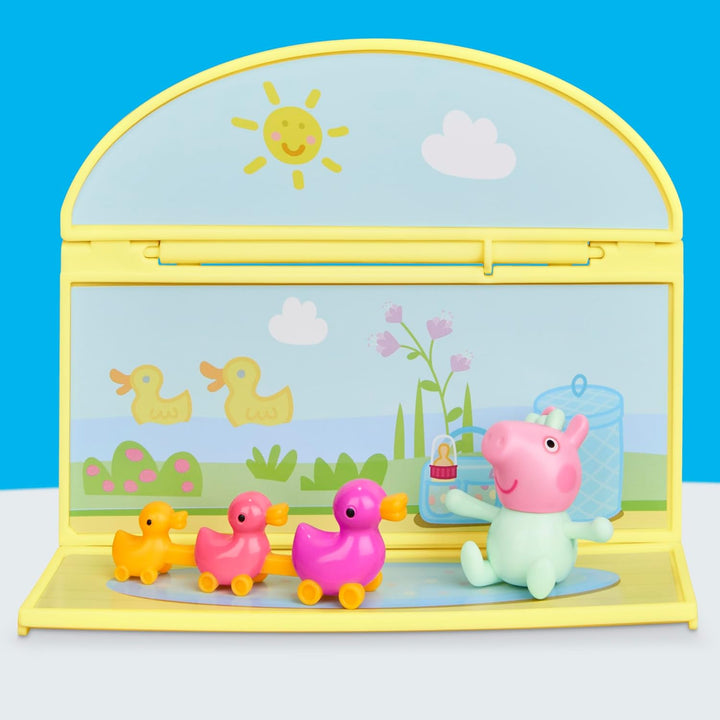 Peppa Wutz Evies Babyzimmer-Set mit 1 Figur und 7 Accessoires, passt zum Spielset Peppas grosses Hau