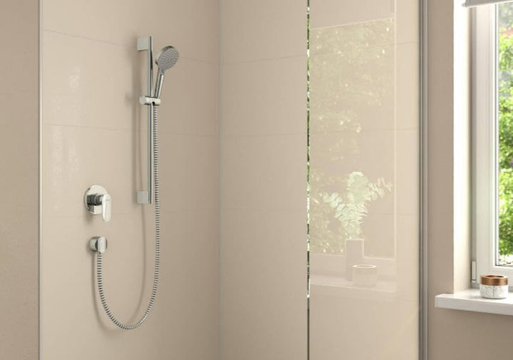 hansgrohe Duschset Vernis Blend, Duschkopf mit Duschschlauch und Duschstange 0,65m, Handbrause mit 2
