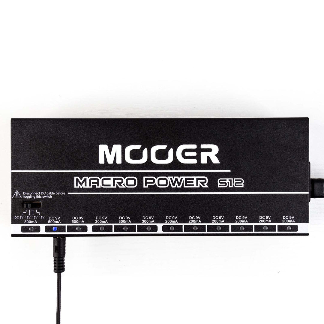Mooer Macro Power S12 - Power Supply with 12 Isolated Ports
