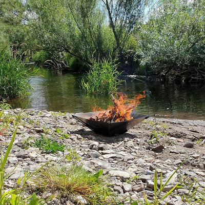 Feuerschale Fenit, demontierbare und steckbare Feuerschale (Motiv Welle Stahl), Motiv Welle Stahl