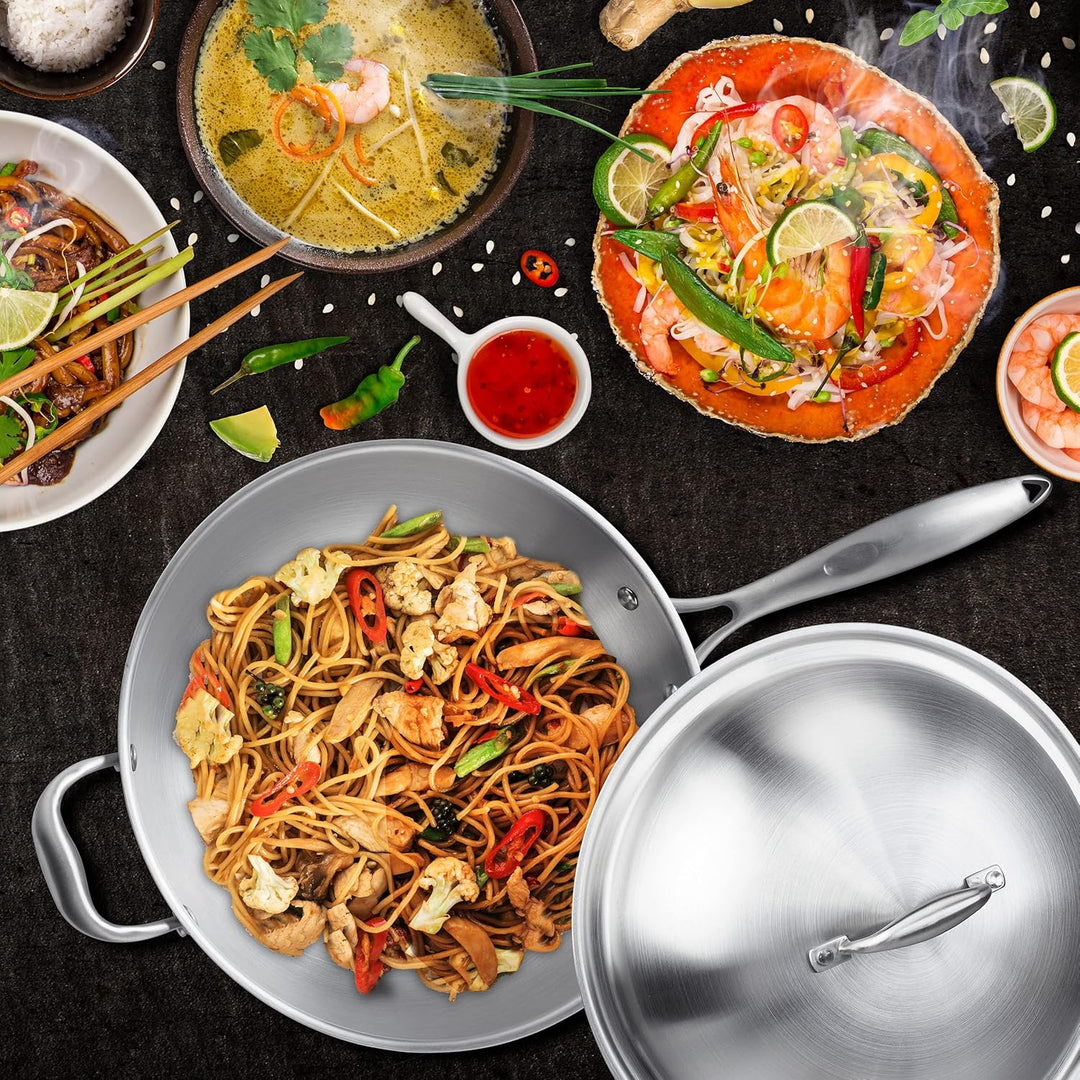 Relaxdays Wok, 32 cm, Edelstahl unbeschichtet, Gas-, Elektro-, Induktionsherd, Wokpfanne mit Deckel