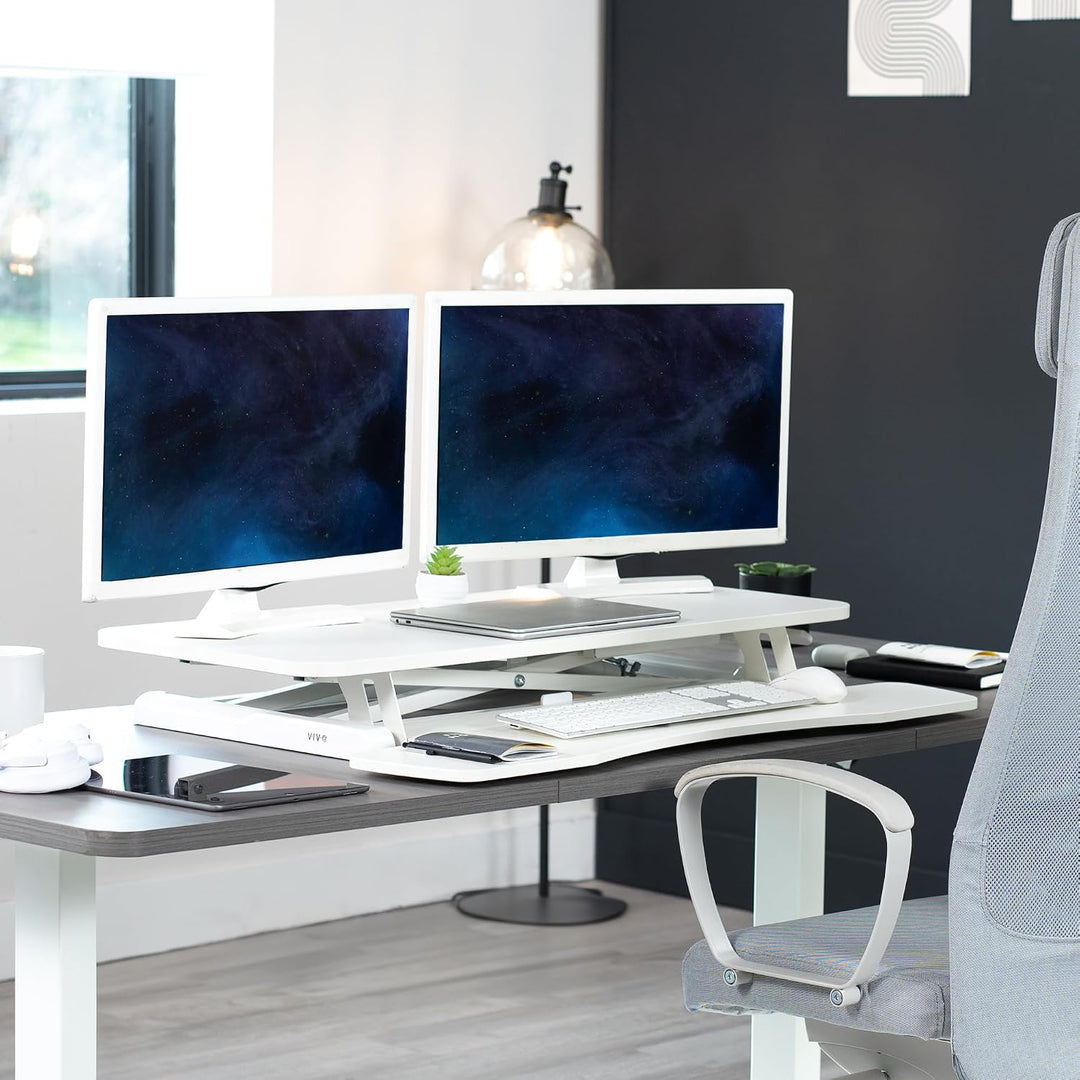 Vivo DESK-V036KW Höhenverstellbarer Schreibtischaufsatz, Sitz-Steh-Arbeitsplatz für zwei Monitore un