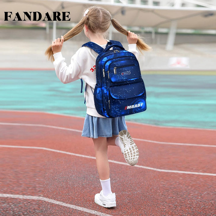 FANDARE Kinderrucksack Schulranzen Mehrfarbig Schultaschen Jungen Mädchen Schulrucksack Schultasche