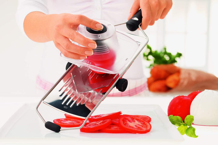 RÖSLE Hobel mit V-Klinge, Hochwertiger V-Hobel für Gemüse wie Gurken oder Tomaten, 5 Schnittstärken,