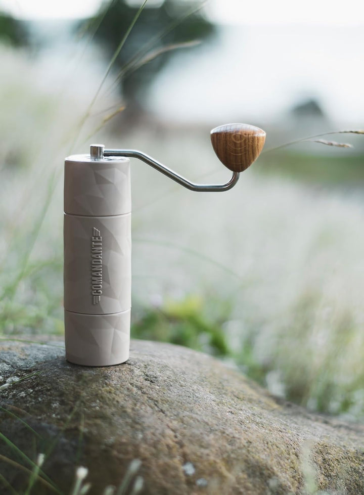 COMANDANTE X25 Trailmaster Kaffeemühle Dune