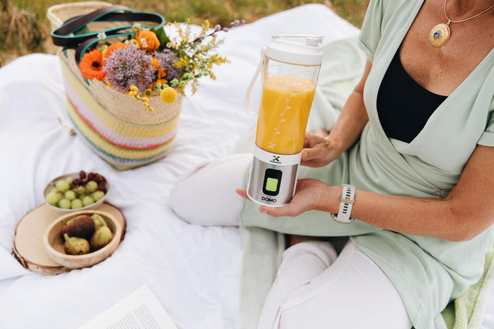 DOMO DO752BL Portable Blender - Powerful Mini Stand Mixer mit Tritan-Flasche - 120W - USB-C Aufladba