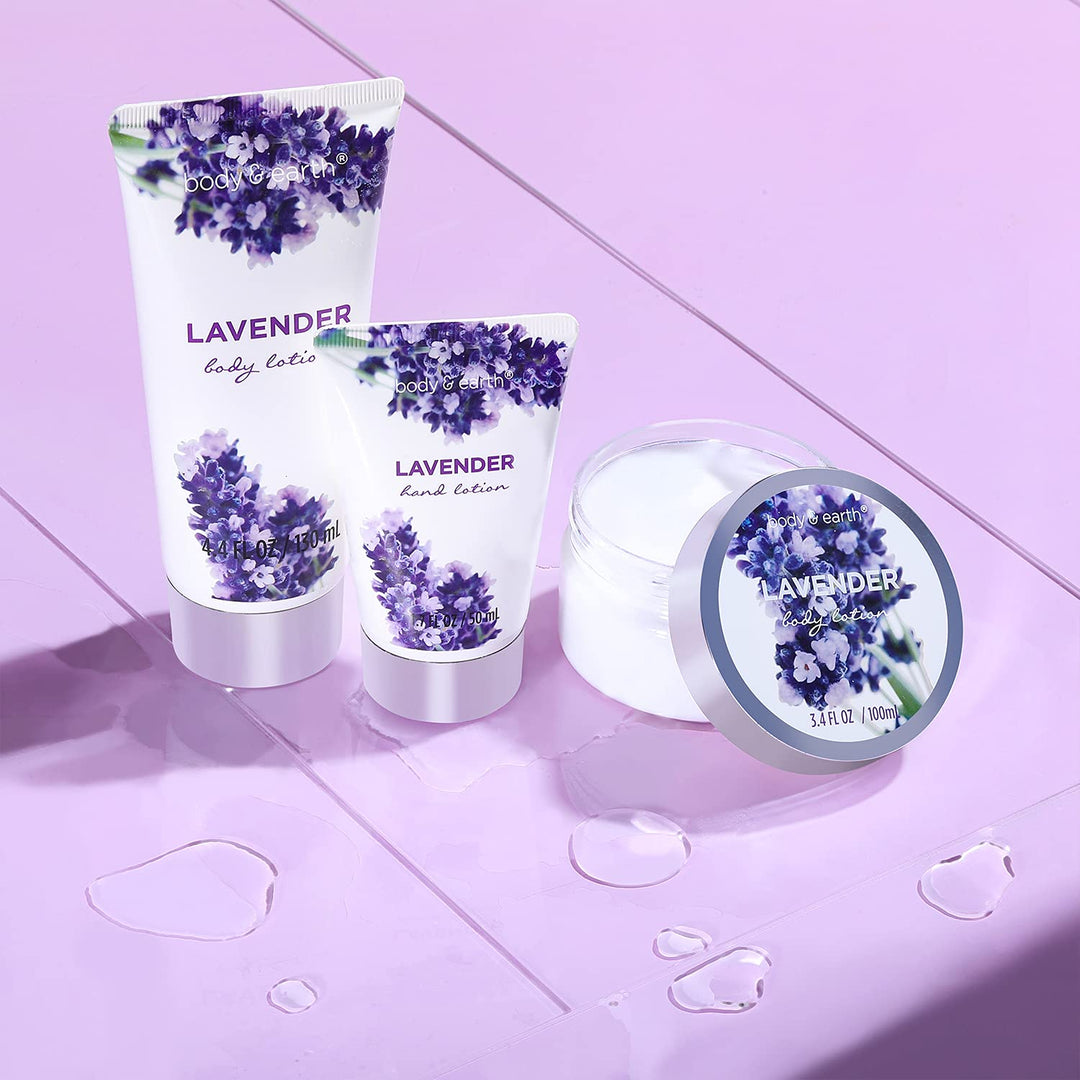 BODY &amp; EARTH Geschenkset für Frauen - 11 tlg. Badeset Geschenke mit Lavendel Duft Produkte, Geschenk
