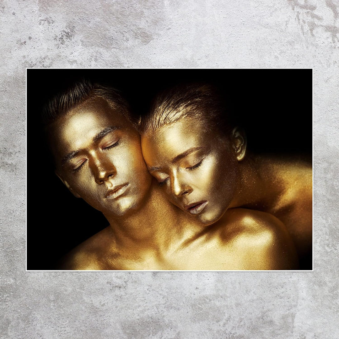wandmotiv24 Poster als Wanddeko, Grösse Din A1, Gold Collection, sinnliches Paar in Gold, Models, Gl