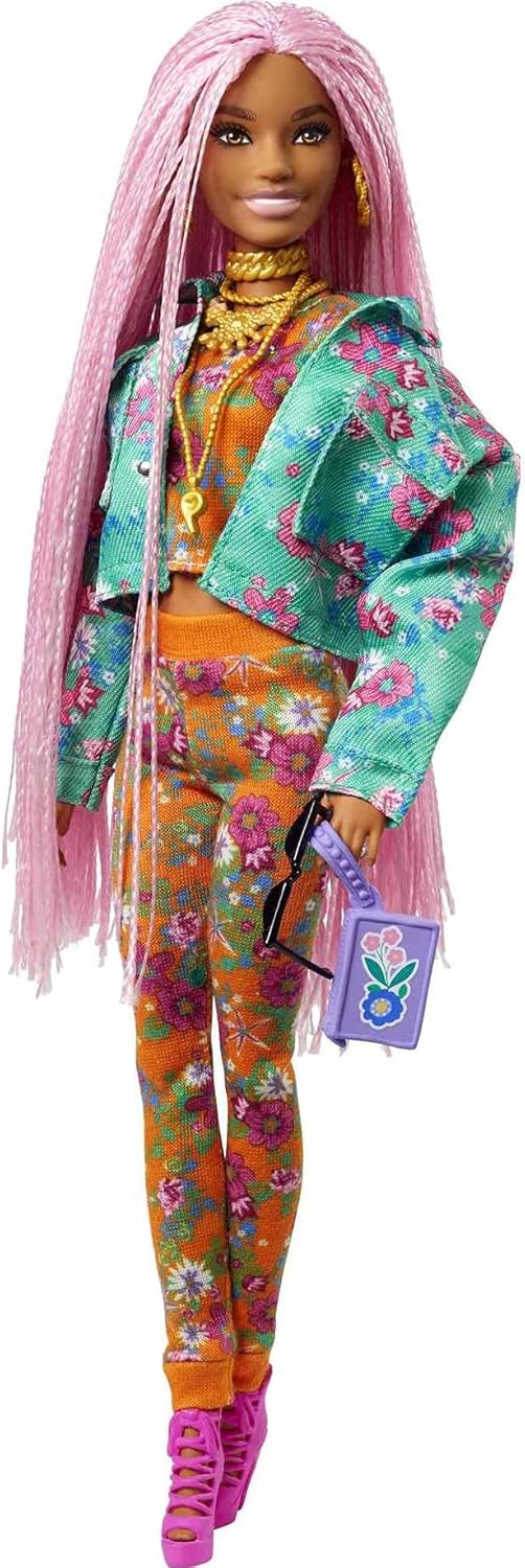 Barbie GXF09 - Extra Puppe, Pinke Flechtzöpfe, in Floral bedruckter Jacke & Hose, DJ Haustier-Maus,