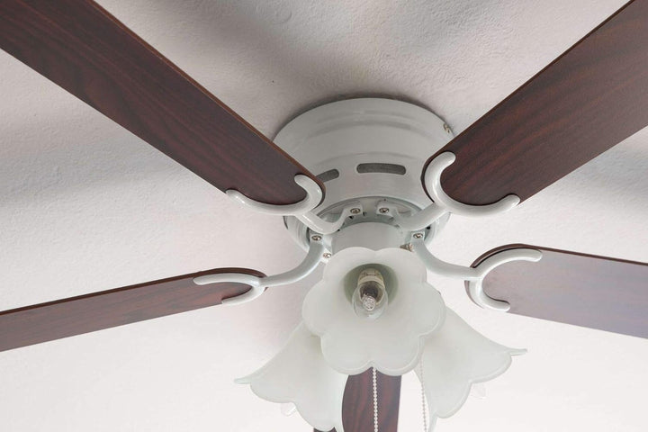 Pepeo - Kisa Deckenventilator mit Beleuchtung | Ventilator mit Zugschalter in Weiss mit Wendeflügeln