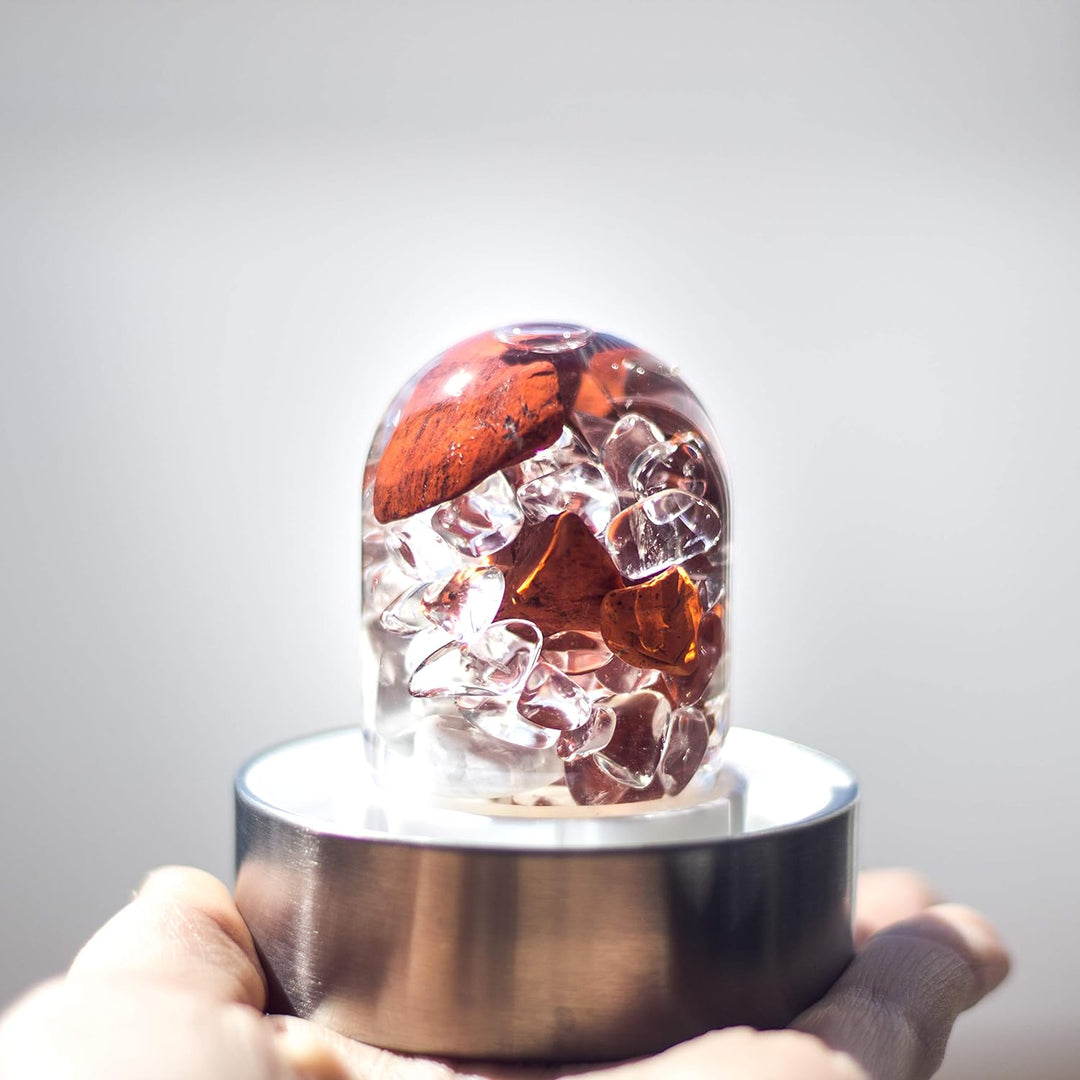 VitaJuwel ViA FITNESS - Wasserflasche mit Roter Jaspis, Magnesit & Bergkristall für Willenskraft und