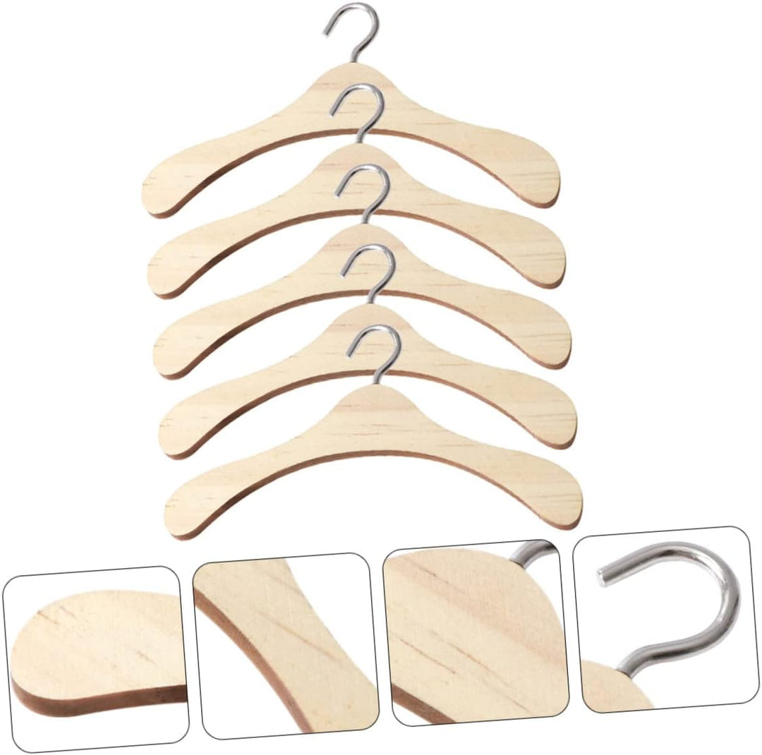BESTonZON 5 Stück Kleiner Holz Kleiderbügel Puppenzubehör aus Naturholz 10cm Kleiner Puppenaufhänger