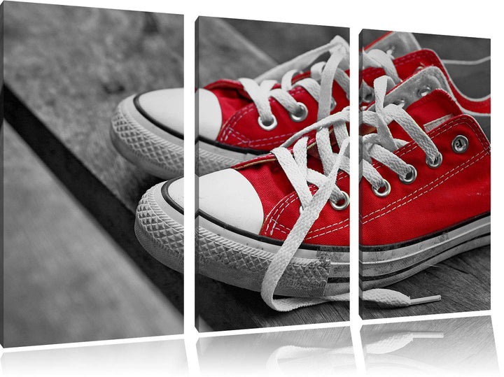 Pixxprint Coole Rote Schuhe als Leinwandbild | Grösse: 3 Teilig (120x80) | Wandbild| Kunstdruck | fe
