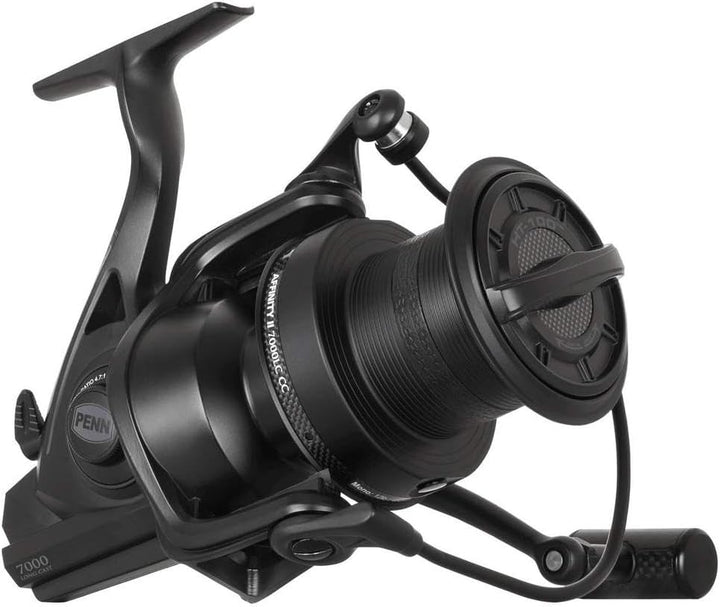PENN Affinity II Longcast Custom Carbon Angelrollen, Schwarz