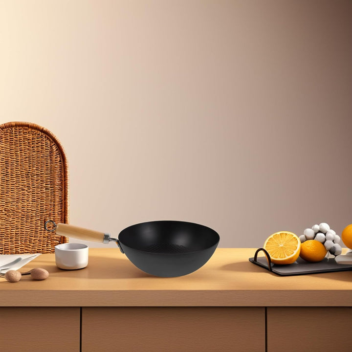 Angoily Kleiner Japanischer Wok 24cm aus Schmiedeeisen Handlicher Haushaltswok mit Hitzebeständigem