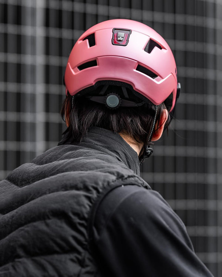 ILM Fahrradhelm für Erwachsene mit USB-wiederaufladbarer LED-Vorder- und Rücklicht, Mountain- und St