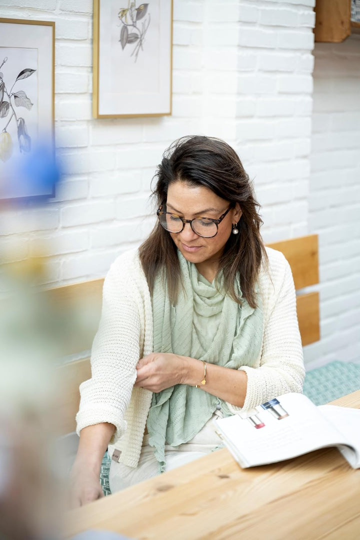 KNIT FACTORY - José Dreieckstuch - Dreieckstuch Damen - Fein Gestrickter Damen Schal - Halstücher fü